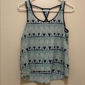 Tank top with geometric pattern